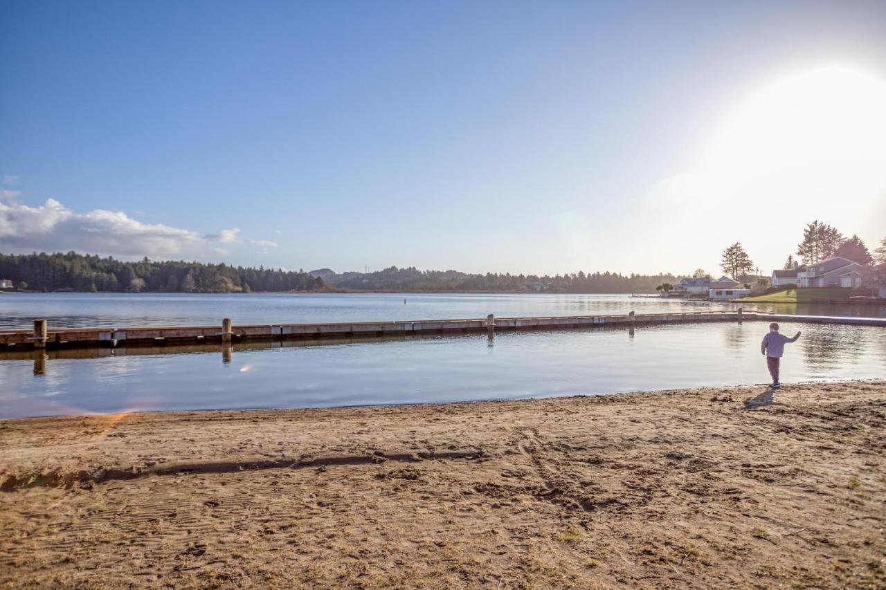 Regatta Park Lake House Lincoln City Kültér fotó